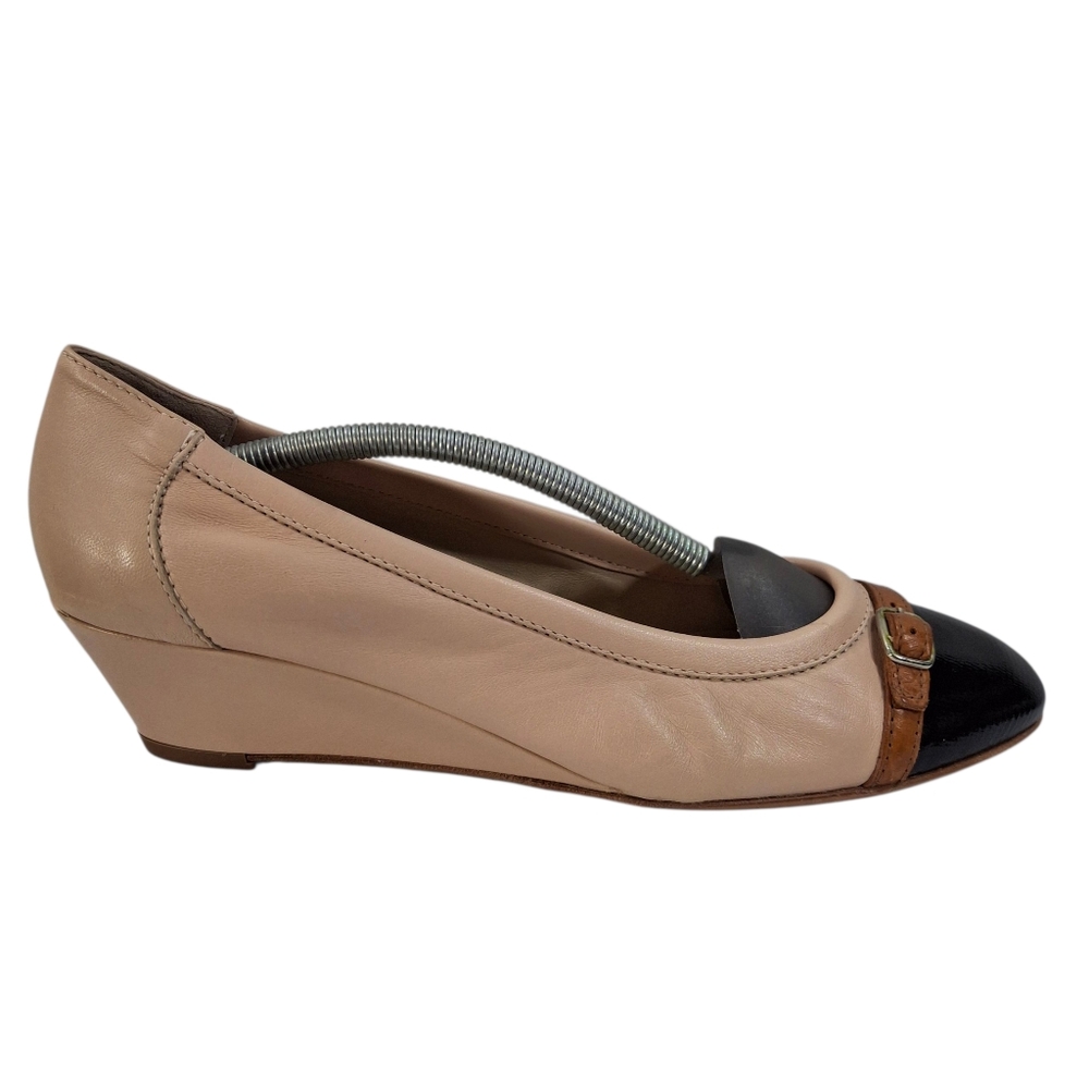 AGL Slip On Leather Wedge Shoes Two Tone Nude Black Cap Toe Buckle Size 41 US 11